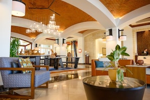 Exterior - Real InterContinental Managua at Metrocentro Mall by IHG (Managua)