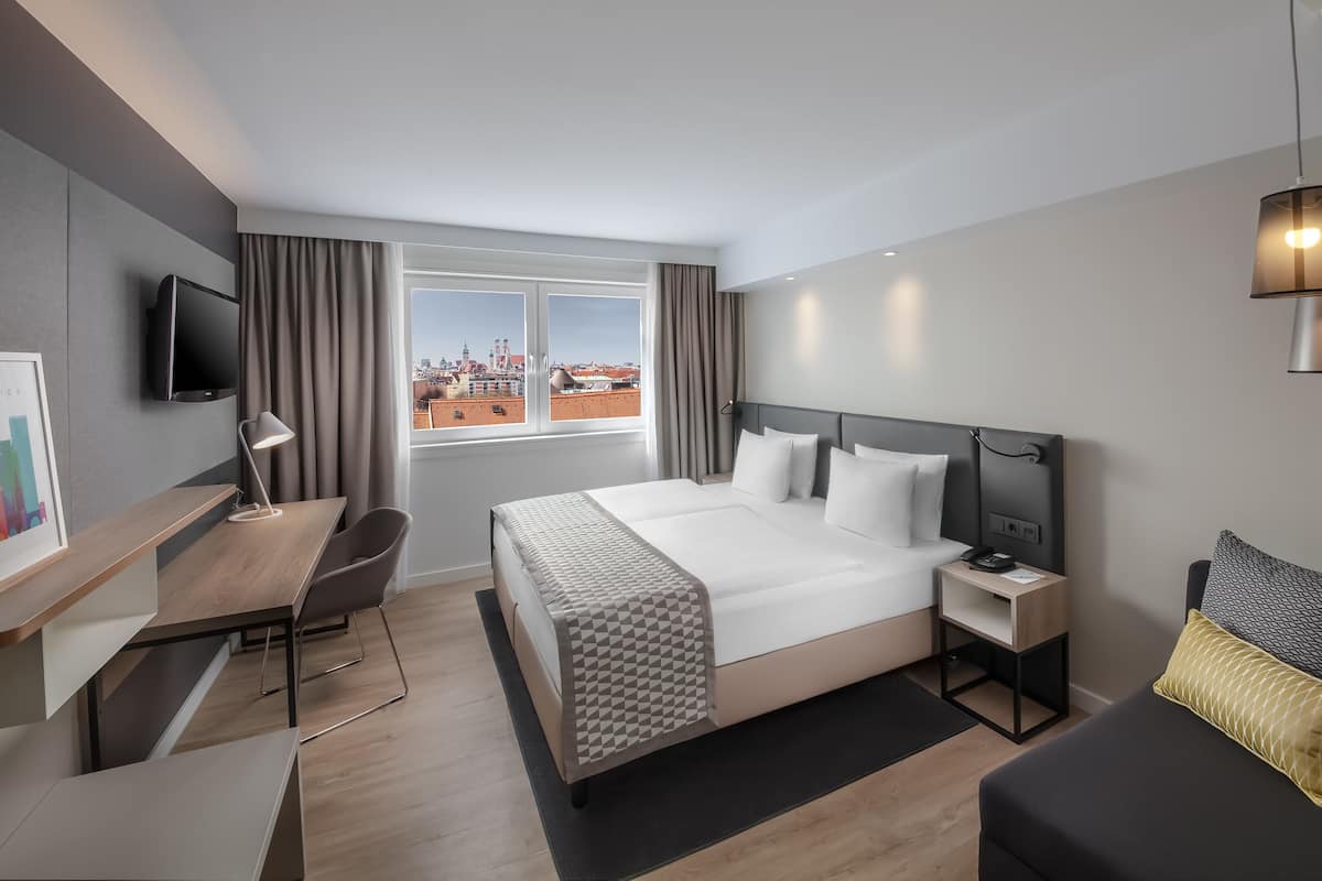 1 bedroom, hypo-allergenic bedding, pillowtop beds, in-room safe