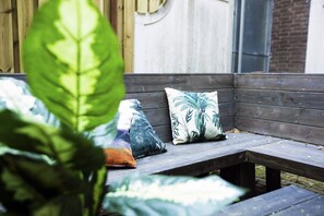 Zimmer, 1 King-Bett, Gartenblick | Blick auf den Garten