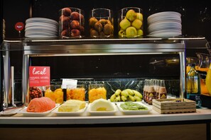 Daily buffet breakfast (EUR 14 per person)
