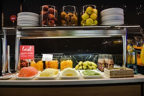 Daily buffet breakfast (EUR 14 per person)