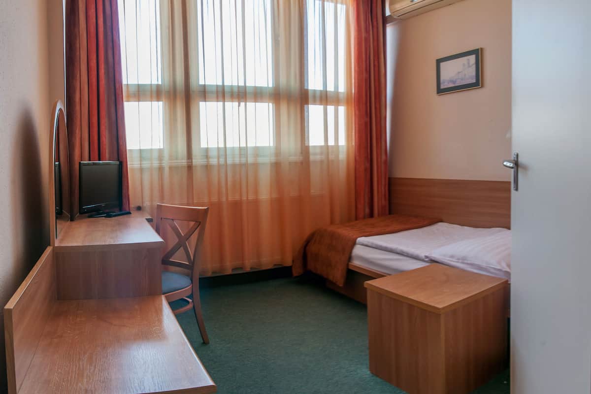 Basic Single Room