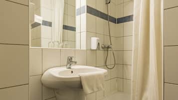 Standard Double or Twin Room | Bathroom | Shower, hair dryer