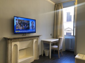 Superior Double Room | Minibar, in-room safe, desk, laptop workspace