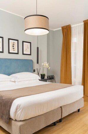 迷你吧、客房内保险箱、隔音、熨斗/熨板