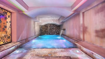 Indoor pool, seasonal outdoor pool, sun loungers