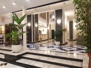 Reception - Hotel Berchielli (Florence)