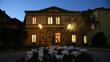 Front of property – evening/night