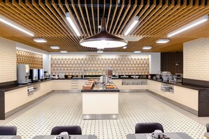 Daily to-go breakfast for a fee - Hotel Alif Campo Pequeno (Lisbon)