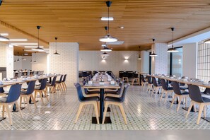 Daily to-go breakfast (EUR 14 per person) - Hotel Alif Campo Pequeno (Lisbon)