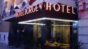 Front of property - evening/night - Hotel Jorge V (Lisbon)
