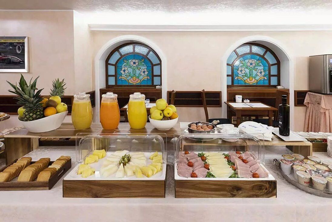 Daily buffet breakfast (EUR 15 per person)