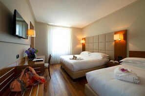 Superior Triple Room | Down comforters, minibar, in-room safe, desk