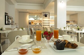 Daily buffet breakfast (EUR 8 per person)