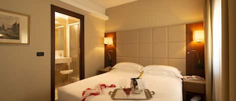 Superior Double Room | Down comforters, minibar, in-room safe, desk