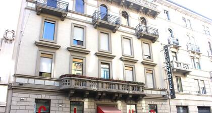 Hotel Club