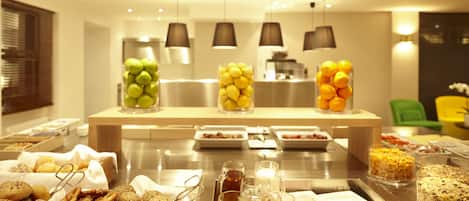 Daily buffet breakfast (EUR 16 per person)
