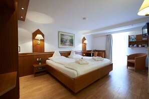 Standard Double Room | In-room safe, desk, rollaway beds, free WiFi