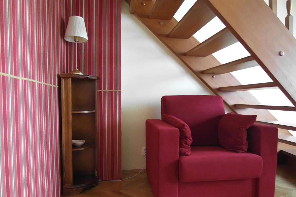 Family Suite, Non Smoking, Courtyard View