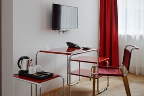 Standard-Doppel- oder -Zweibettzimmer