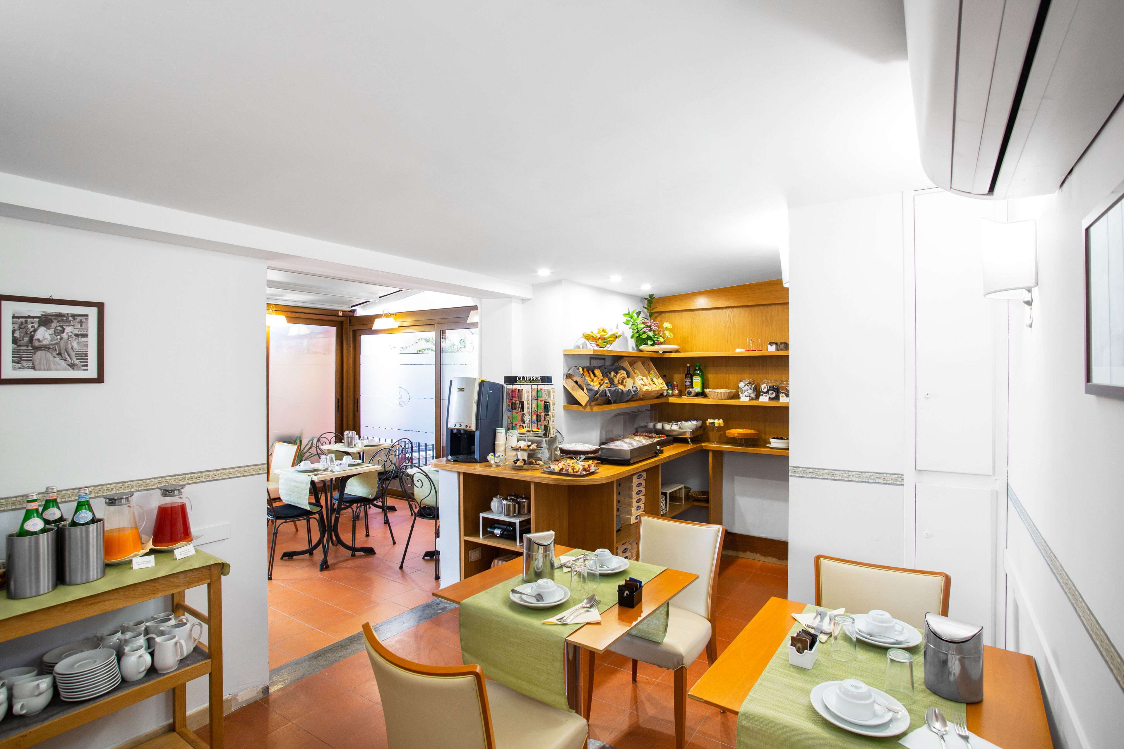 daily continental breakfast (eur 14 per person)