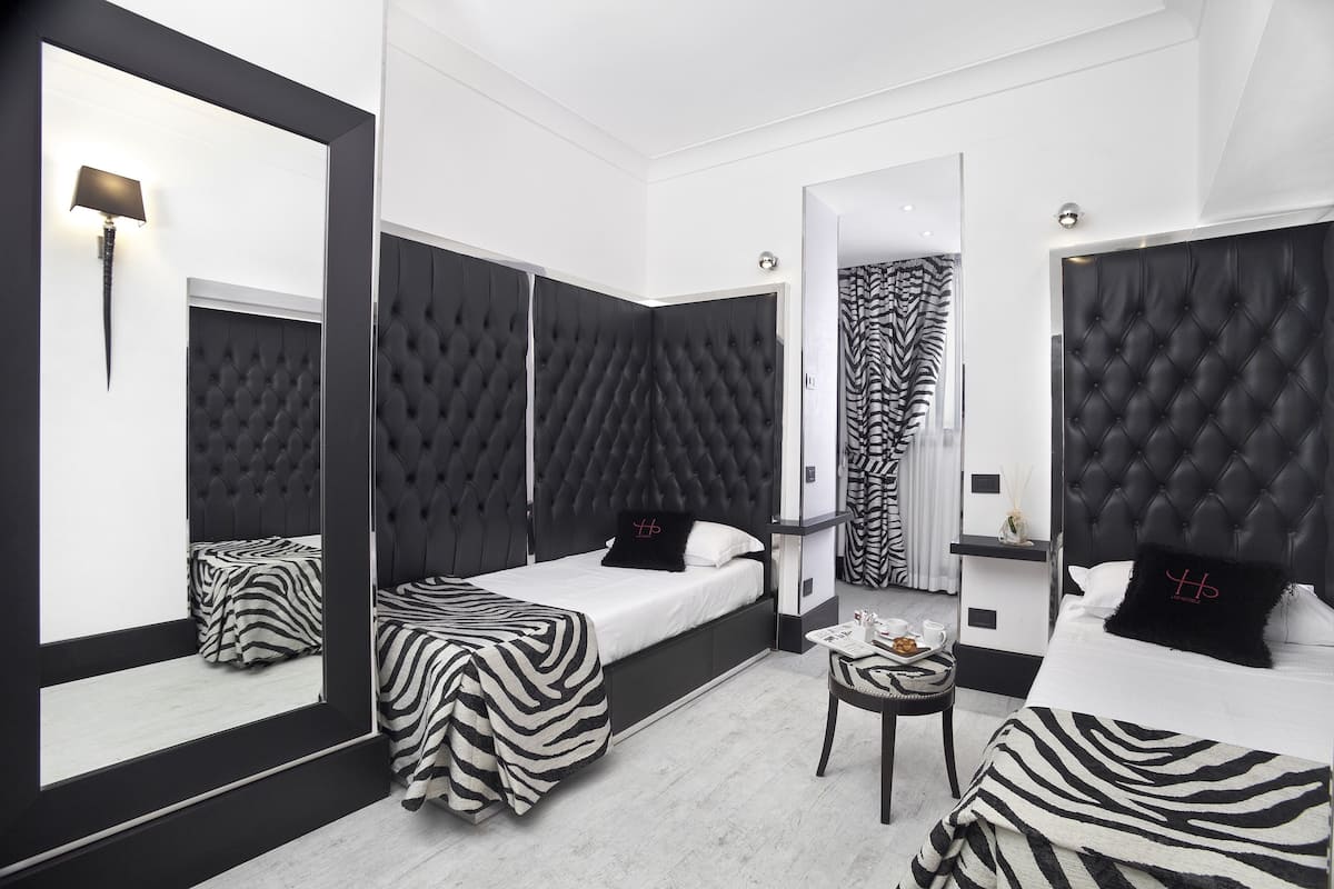 Classic Twin Room