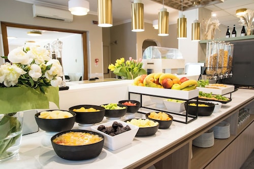 Massimi City Garden Hotel 