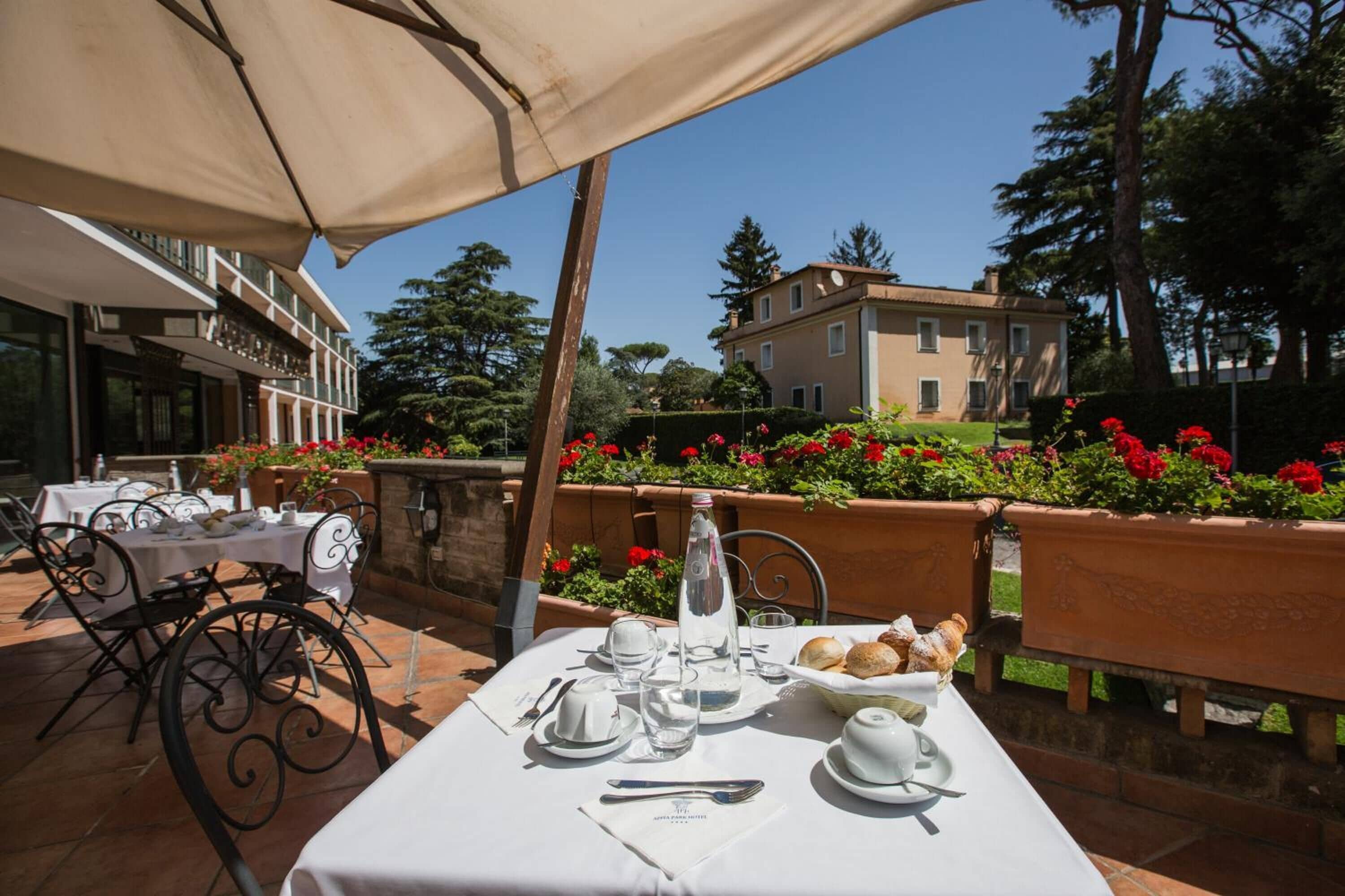 breakfast, lunch, dinner served; italian cuisine, garden views