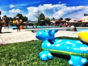 Children's play area - outdoor