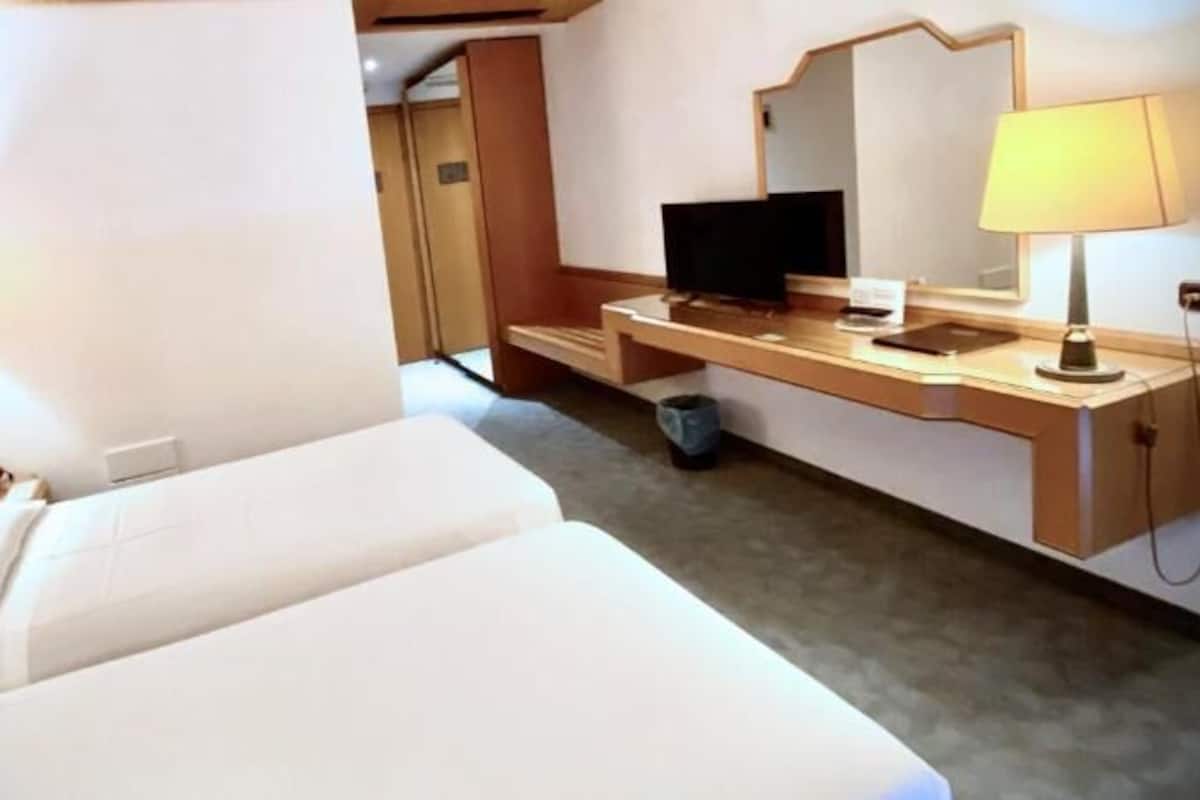 1 habitación, minibar, caja de seguridad en la habitación y escritorio