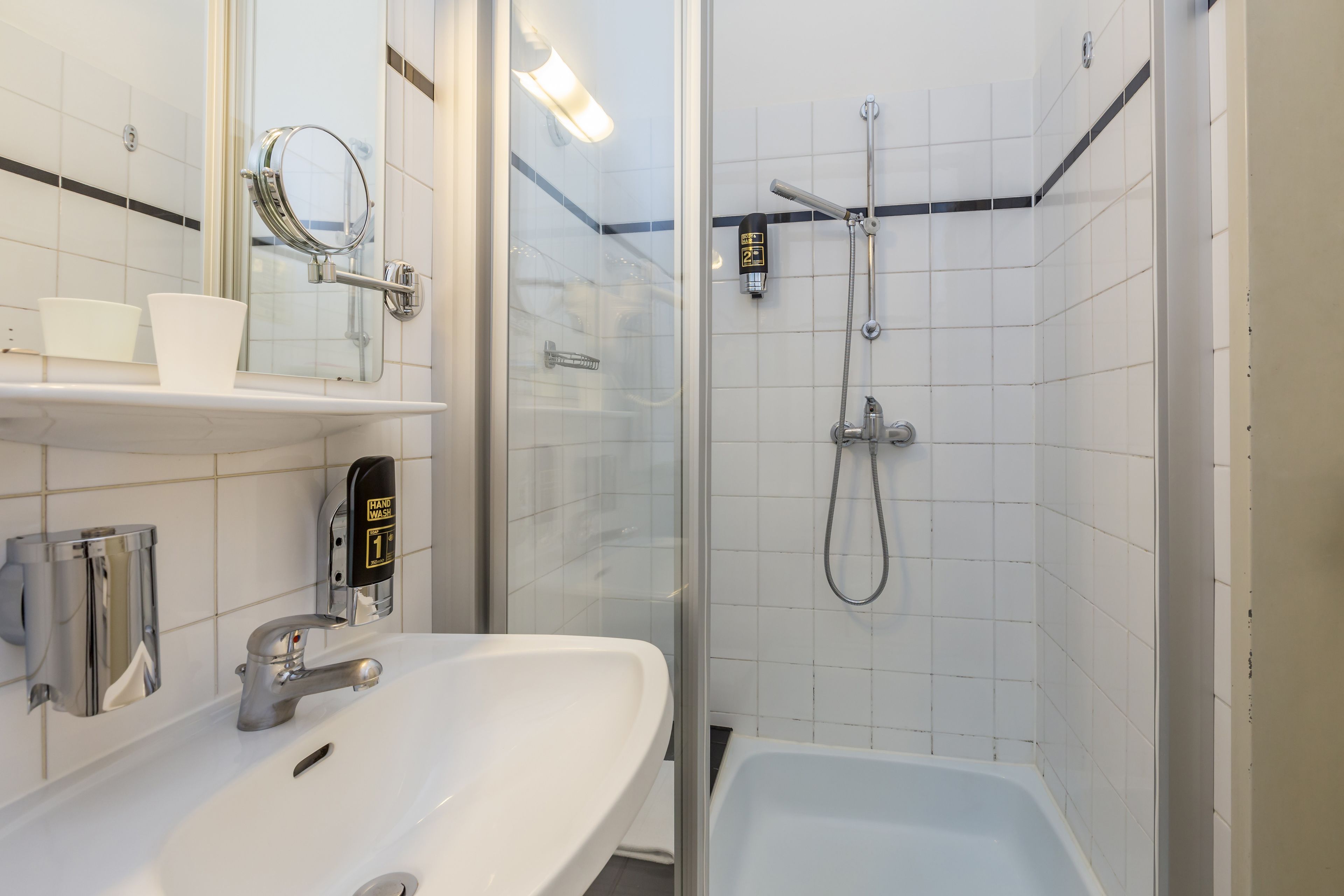twin room | bathroom | free toiletries, hair dryer, towels