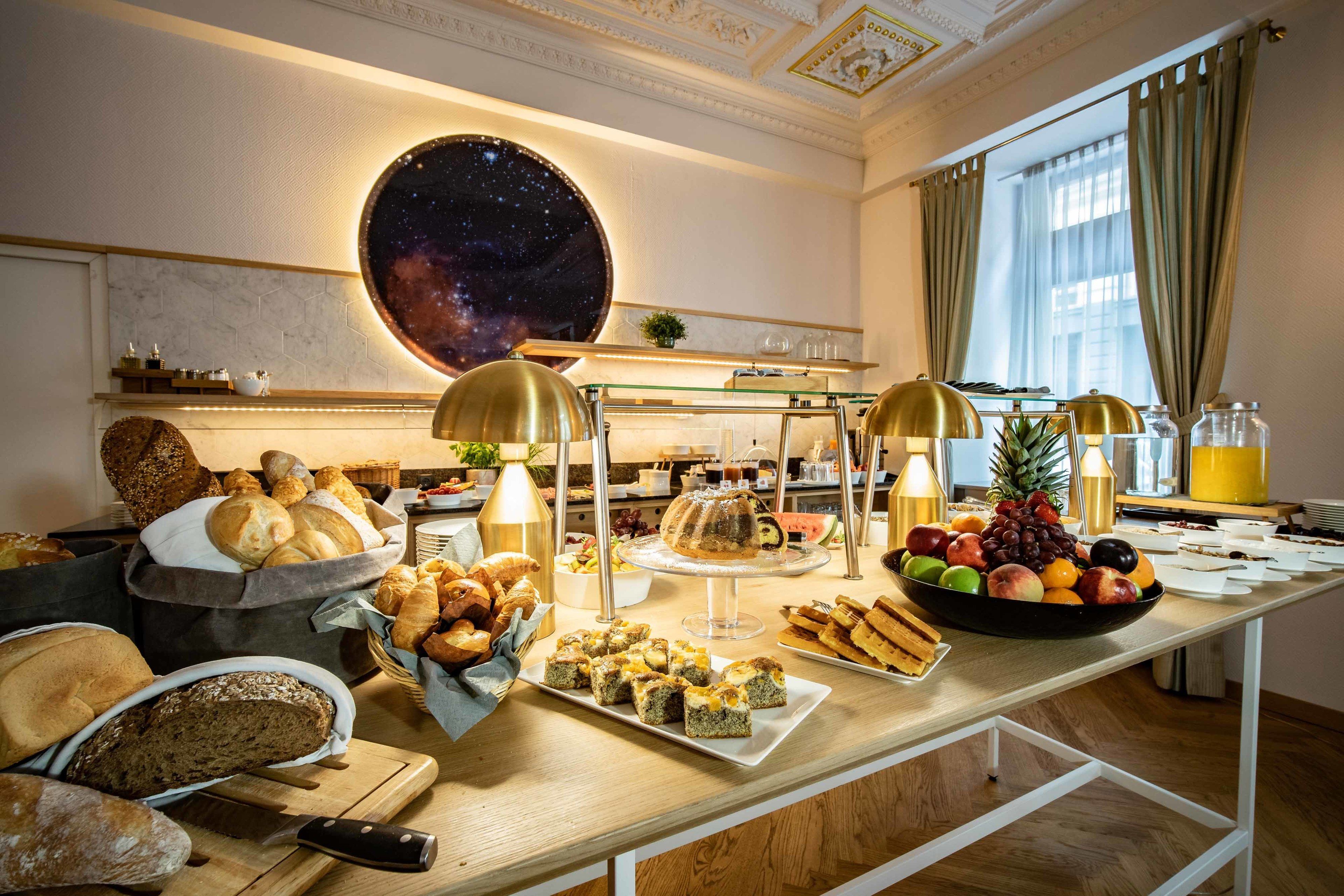 Dagelijks ontbijtbuffet (EUR 18 per persoon)