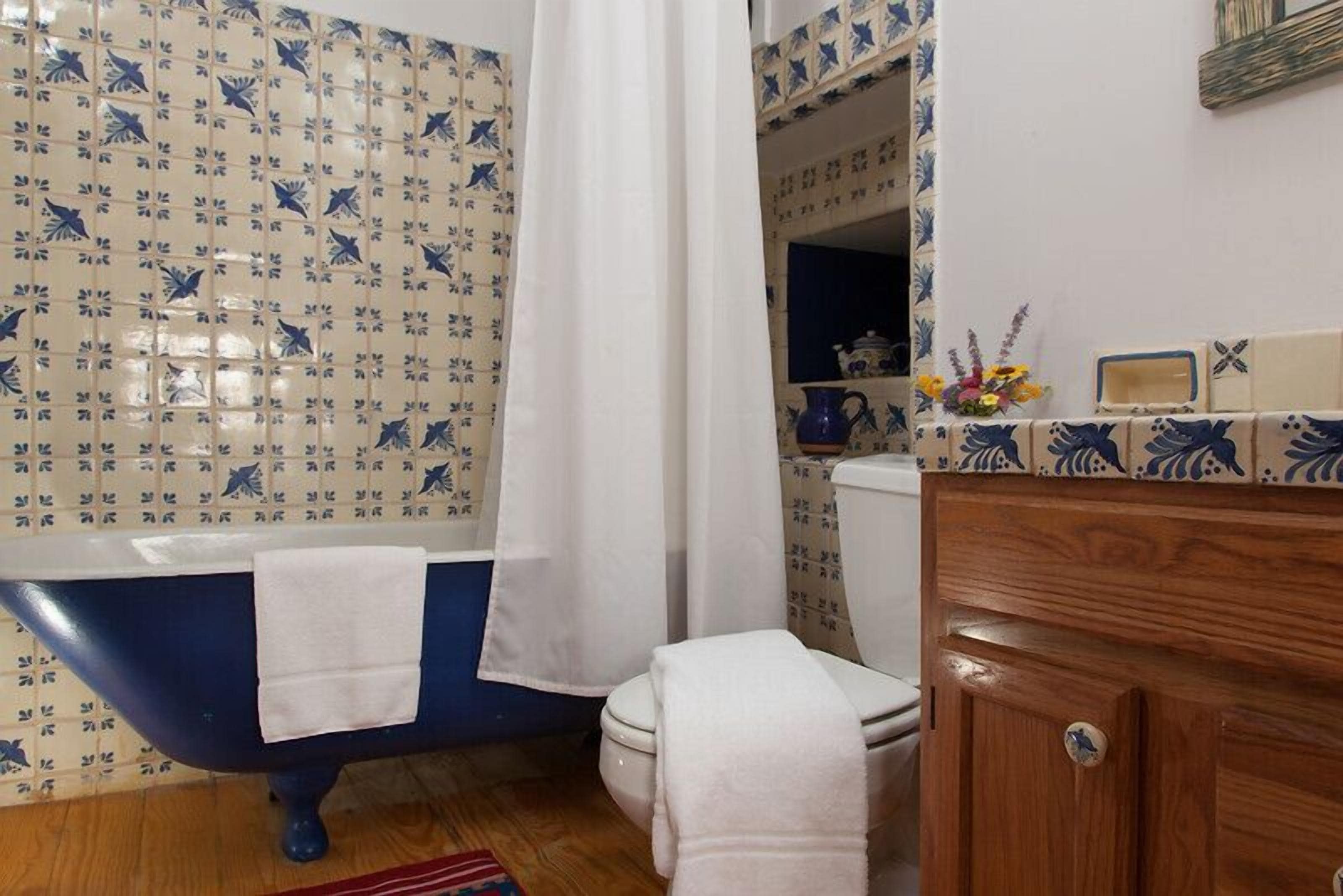 Casa Escondida Bed & Breakfast