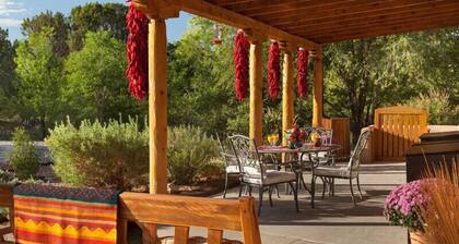 Casa Escondida Bed & Breakfast