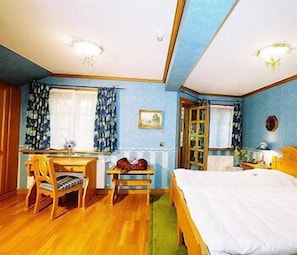 Double or Twin Room, Balcony