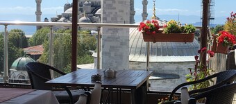 Lapis Inn Hotel & Spa