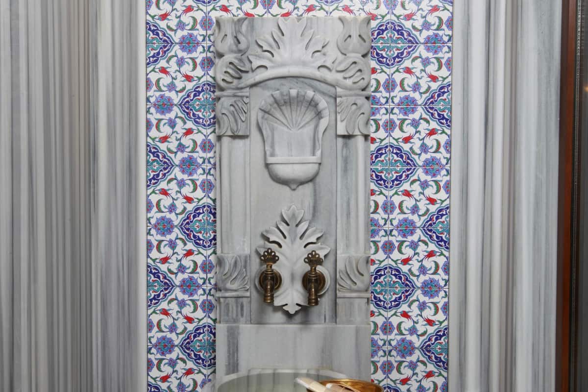 room with turkish bath ground floor | bathroom | free toiletries, hair dryer, slippers, towels