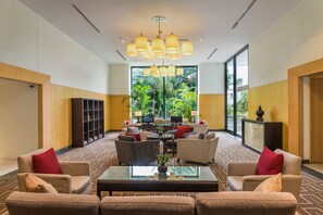 Sala de estar en el lobby