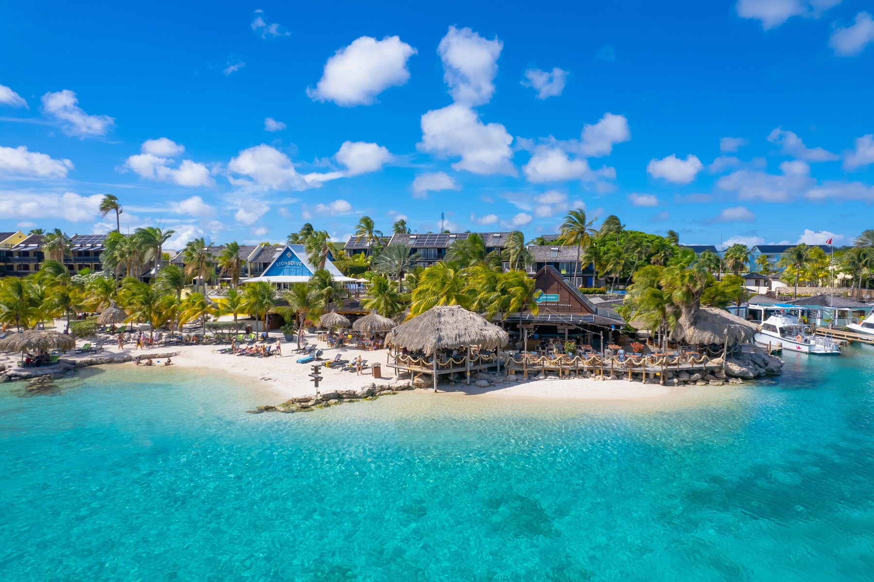 Beach nearby, free beach cabanas, sun loungers, beach umbrellas