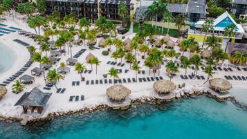 Beach nearby, free beach cabanas, sun loungers, beach umbrellas