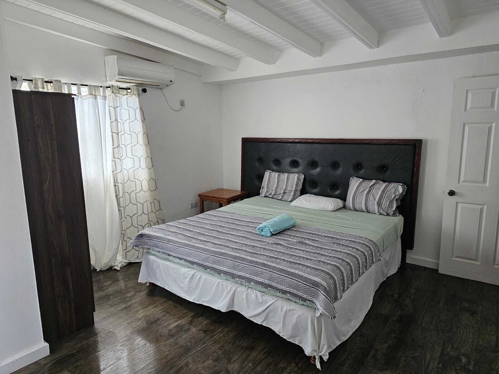 Family Apartment, 2 Bedrooms, Kitchenette | 1 bedroom, iron/ironing board, free WiFi, bed sheets