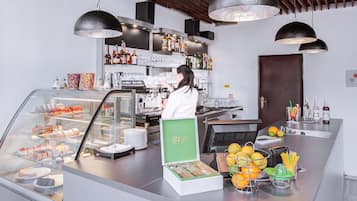 Gratis morgenmadsbuffet hver dag