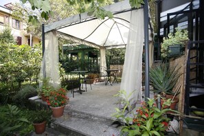 Property grounds - Hotel Adler (Milan)