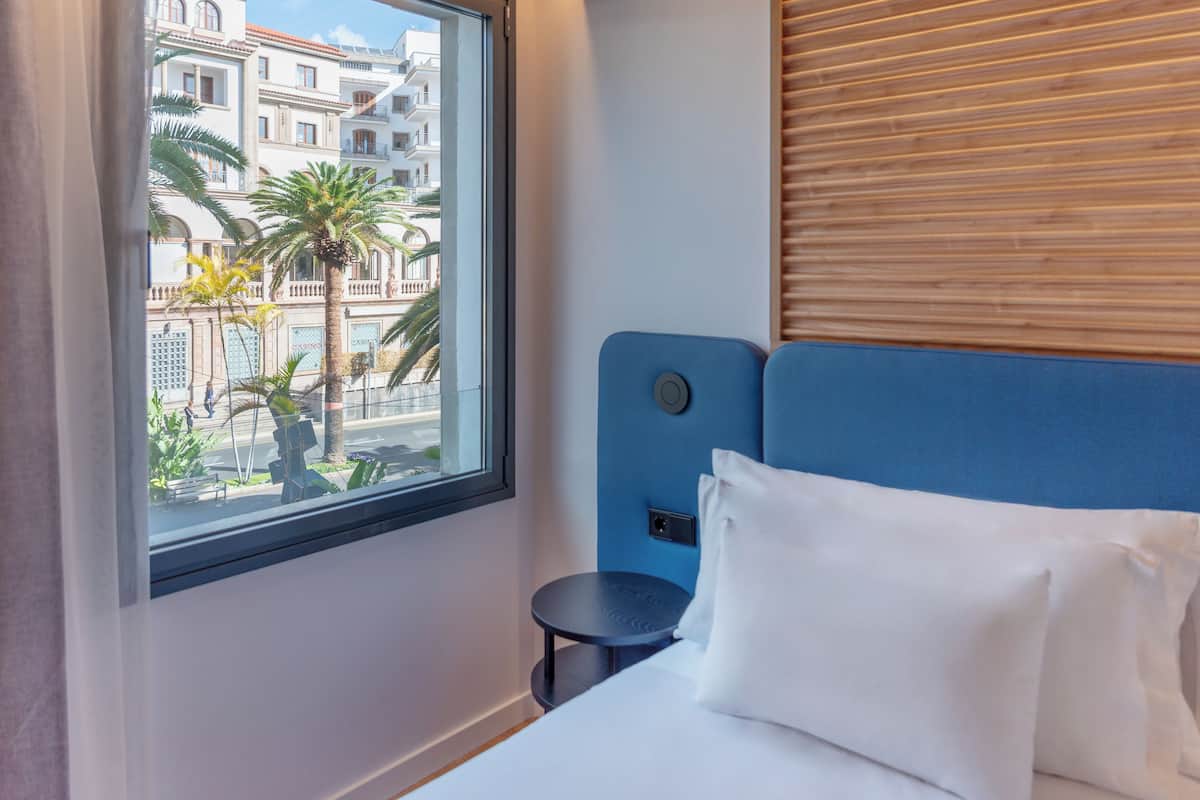 Double Room (Rambla View)