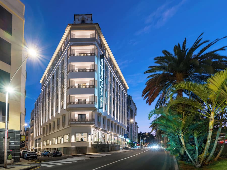 Fachada del alojamiento - Noche