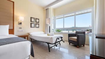 Double Room Single Use, Sea View | Bar mini, peti besi dalam bilik, kalis bunyi, Wi-fi percuma