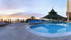 3 outdoor pools
