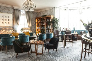 Lounge - The Address Cork (Cork)
