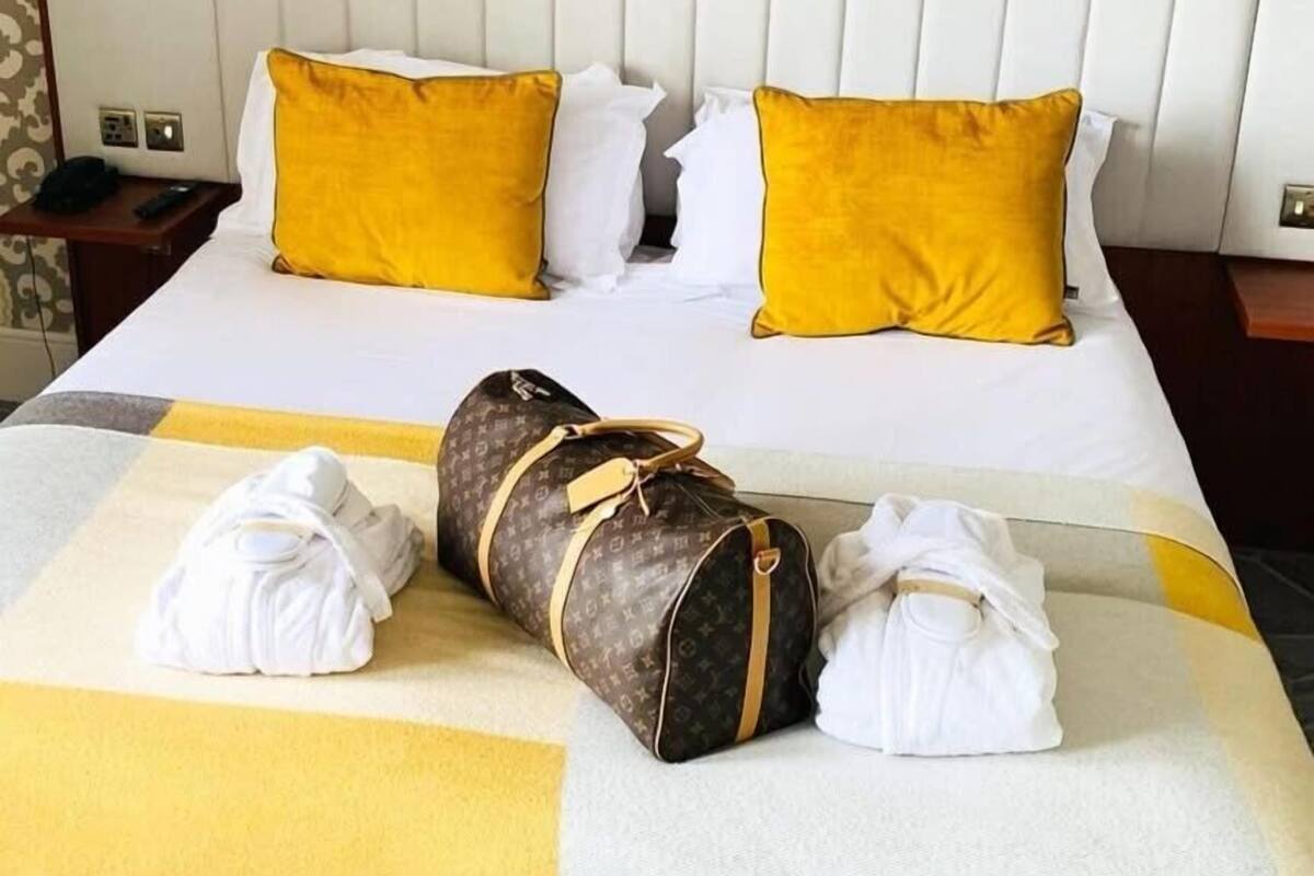 hypo-allergenic bedding, individually decorated, individually furnished