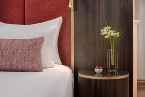 Minibar, in-room safe, desk, soundproofing